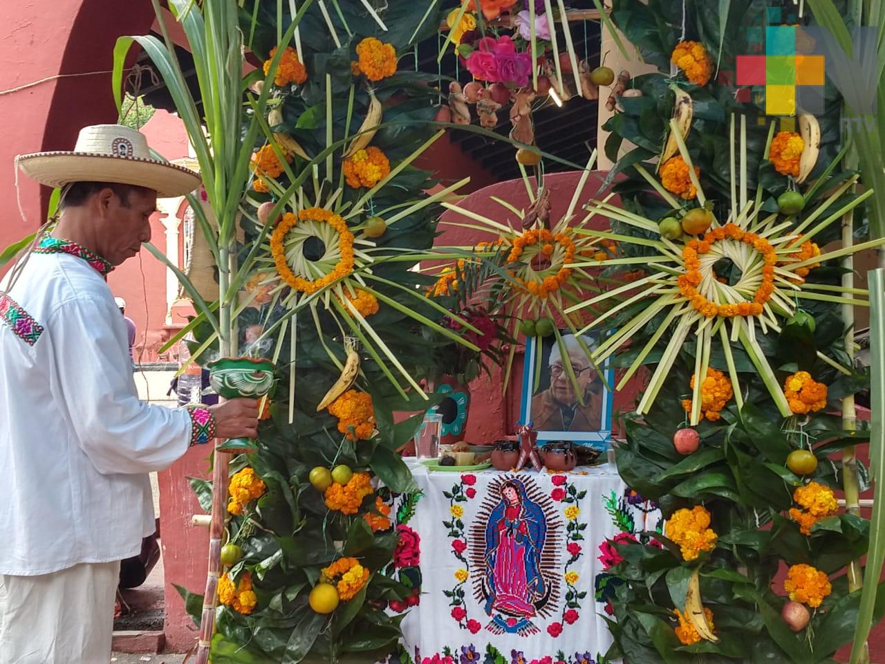 Comerciantes de Huayacocotla esperan que repunten las ventas por temporada de Día