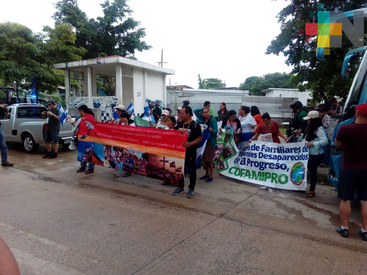 Caravana de madres de migrantes desaparecidos llega a Coatzacoalcos