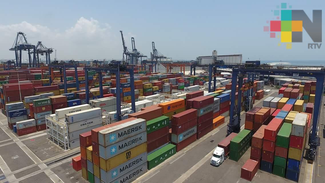 En 2021, ha incrementado en dos millones de toneladas el movimiento de carga en puerto de Veracruz