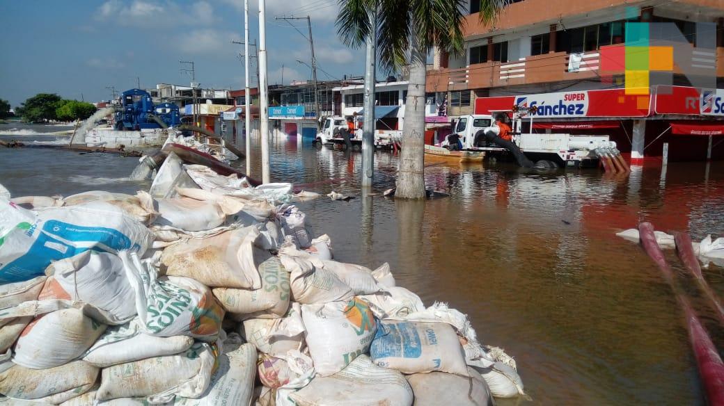 Presenta ligero descenso río Coatzacoalcos en Minatitlán