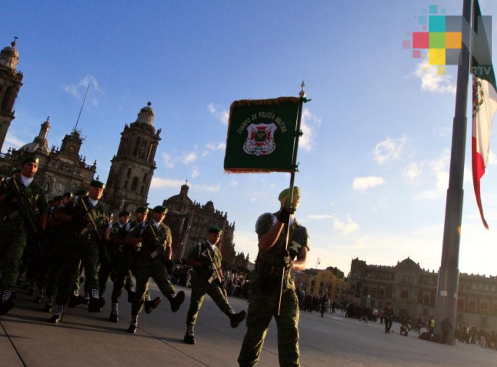 Rinden honores al movimiento estudiantil de 1968 en el Zócalo capitalino