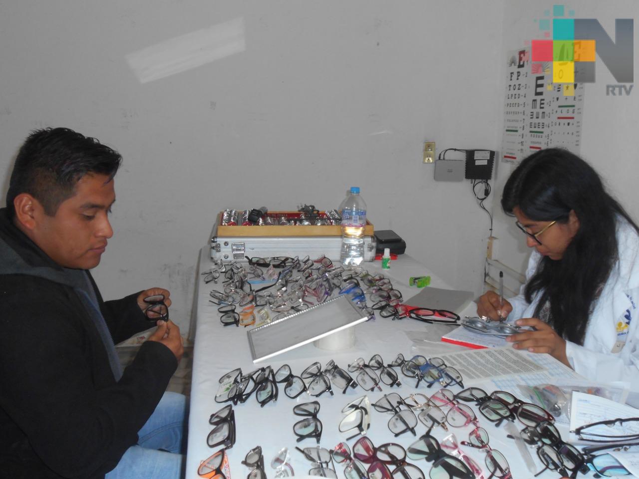 DIF de Huayacocotla realiza jornada de salud visual