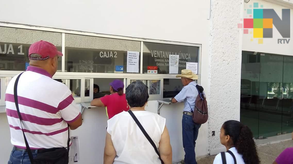 Invitan a ciudadanía a pagar  predial en la Sierra de Huayacocotla y Zacualpan
