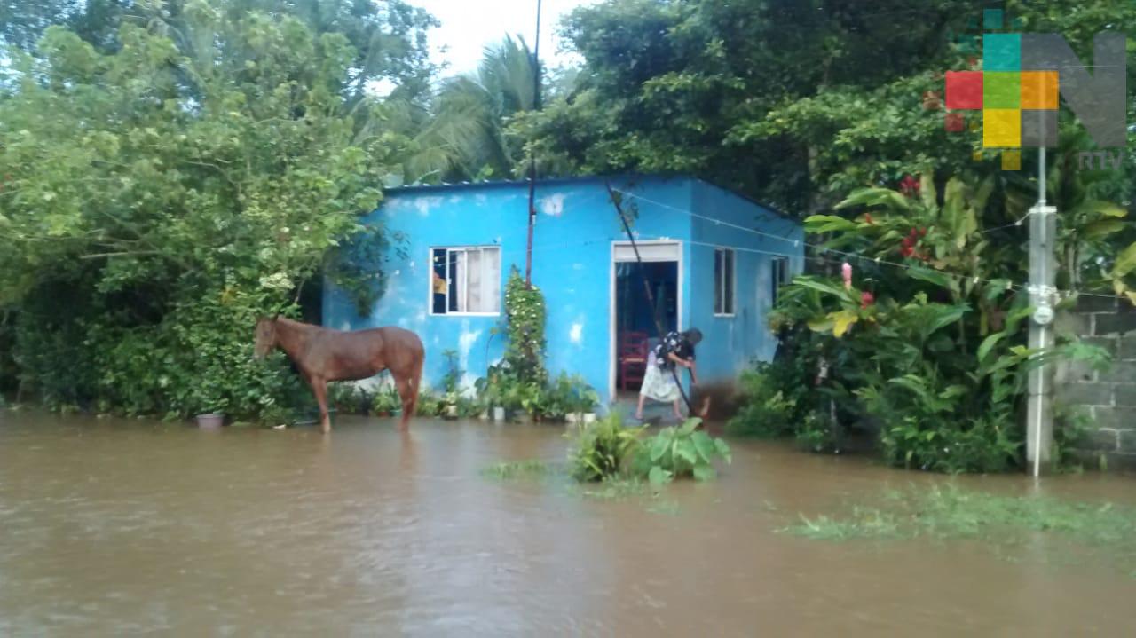 Debido a las lluvias resultan afectadas más de 500 familias en Ángel R. Cabada