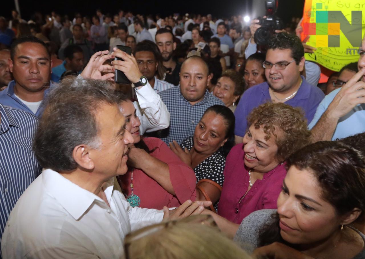 Dejo un cargo, pero nunca dejaré de ser un veracruzano que ama profundamente a Veracruz»: Gobernador Yunes