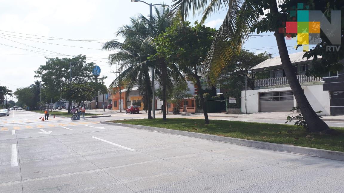Comerciantes de avenida Urano en Boca del Río satisfechos con obra de rehabilitación