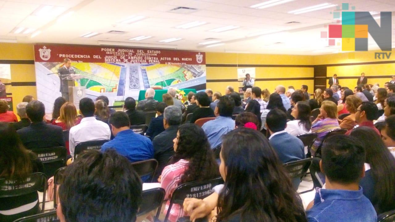 Ministro Pardo Rebolledo dicta conferencia sobre Nuevo Sistema de Justicia Penal