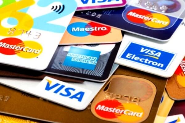Más del 30% de los mexicanos utiliza tarjetas de crédito