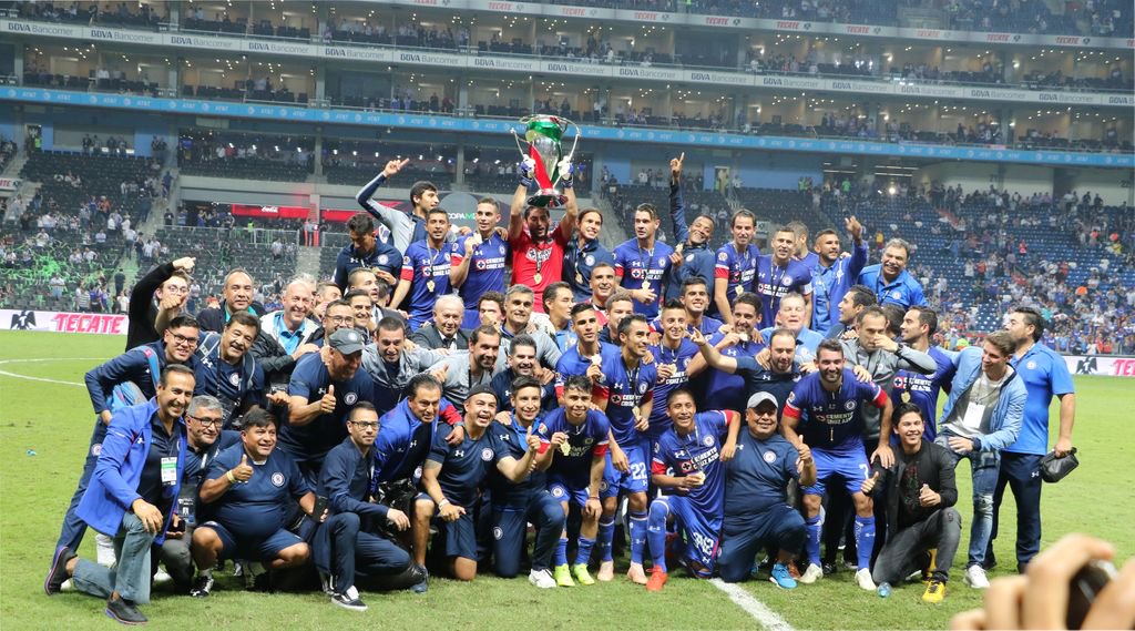 Cruz Azul se proclama campeón de Copa MX al derrotar 2-0 a Rayados
