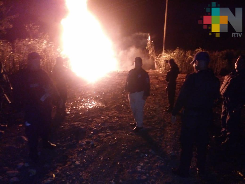 Huachicoleo provoca incendio en Omealca