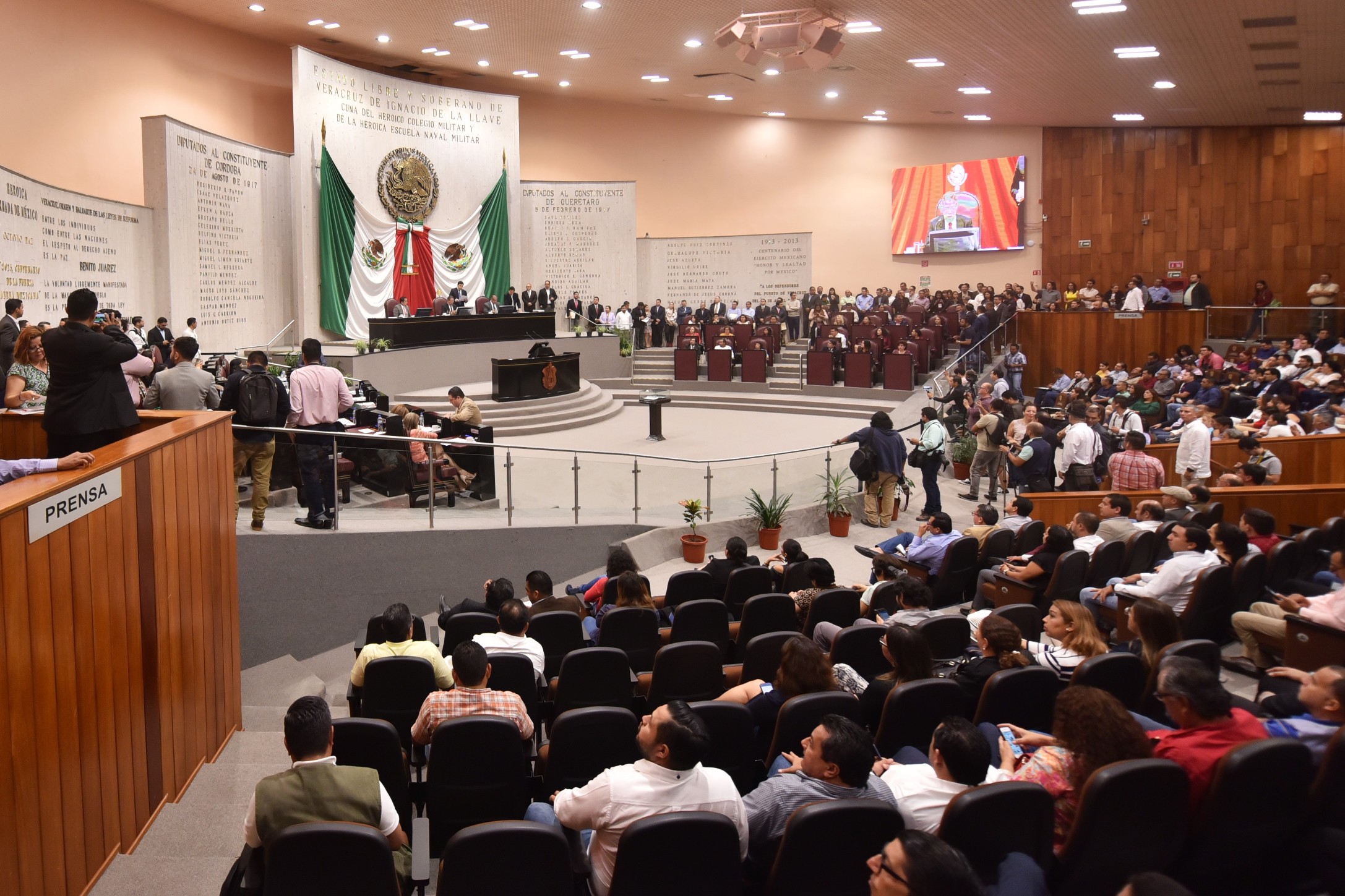 Primero debe estar autorizado presupuesto federal para aprobar el estatal, propone diputada