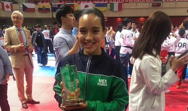 Nombran a Paula Fregoso mejor atleta en Mundial de Taekwondo Poomse Taipéi 2018