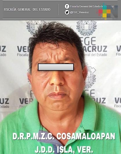 Detiene Policía Ministerial a profesor por acoso sexual, en Isla