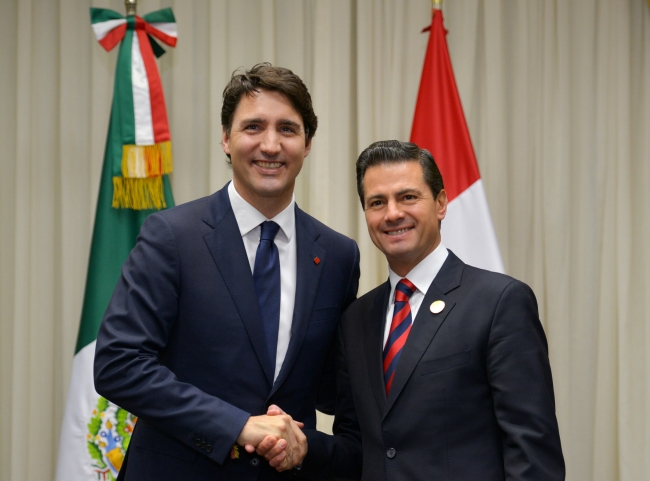 Peña Nieto y Trudeau dialogan sobre firma del T-MEC para el 30 de noviembre