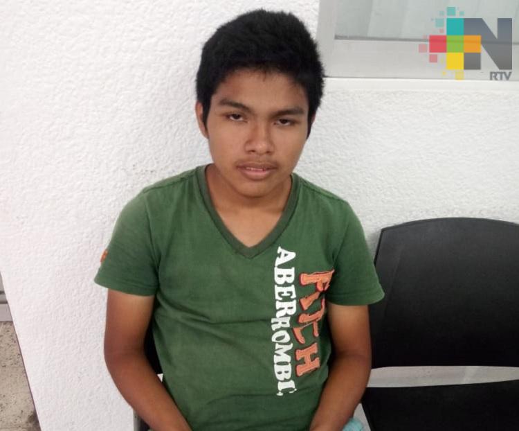 Resguarda DIF de Coatzacoalcos a adolescente reportado como extraviado en Oaxaca