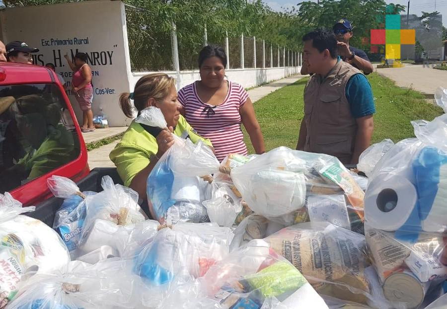 Entregan apoyos a damnificados por lluvias en Cosamaloapan