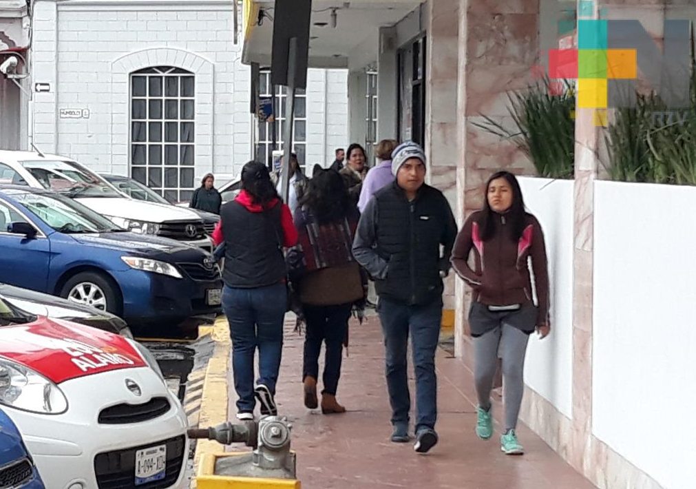 Persistirá ambiente fresco a templado en montañas y cálido en llanura-costa