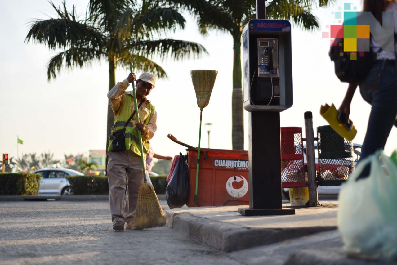 Trabajadores sindicalizados del ayuntamiento de Tuxpan pone fin al emplazamiento a huelga