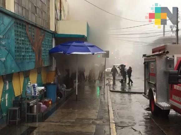 Locatarios del mercado Jáuregui organizan eventos para recuperar espacios perdidos