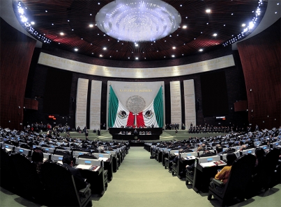 Reforma sobre eliminación del fuero divide a diputados