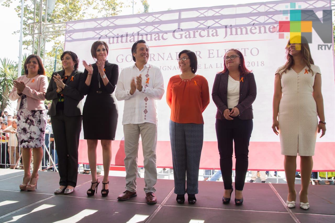 Cuitláhuac García presentó a próximas funcionarias de su gabinete