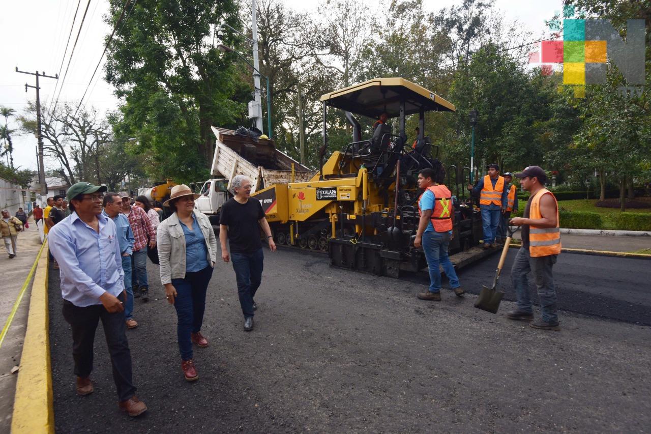 Reparan la calle Díaz Mirón de Xalapa