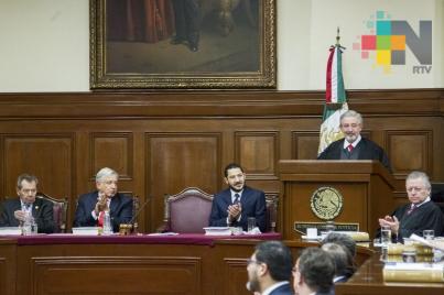 Nada por la fuerza, todo por la razón y el derecho presidente de la Corte