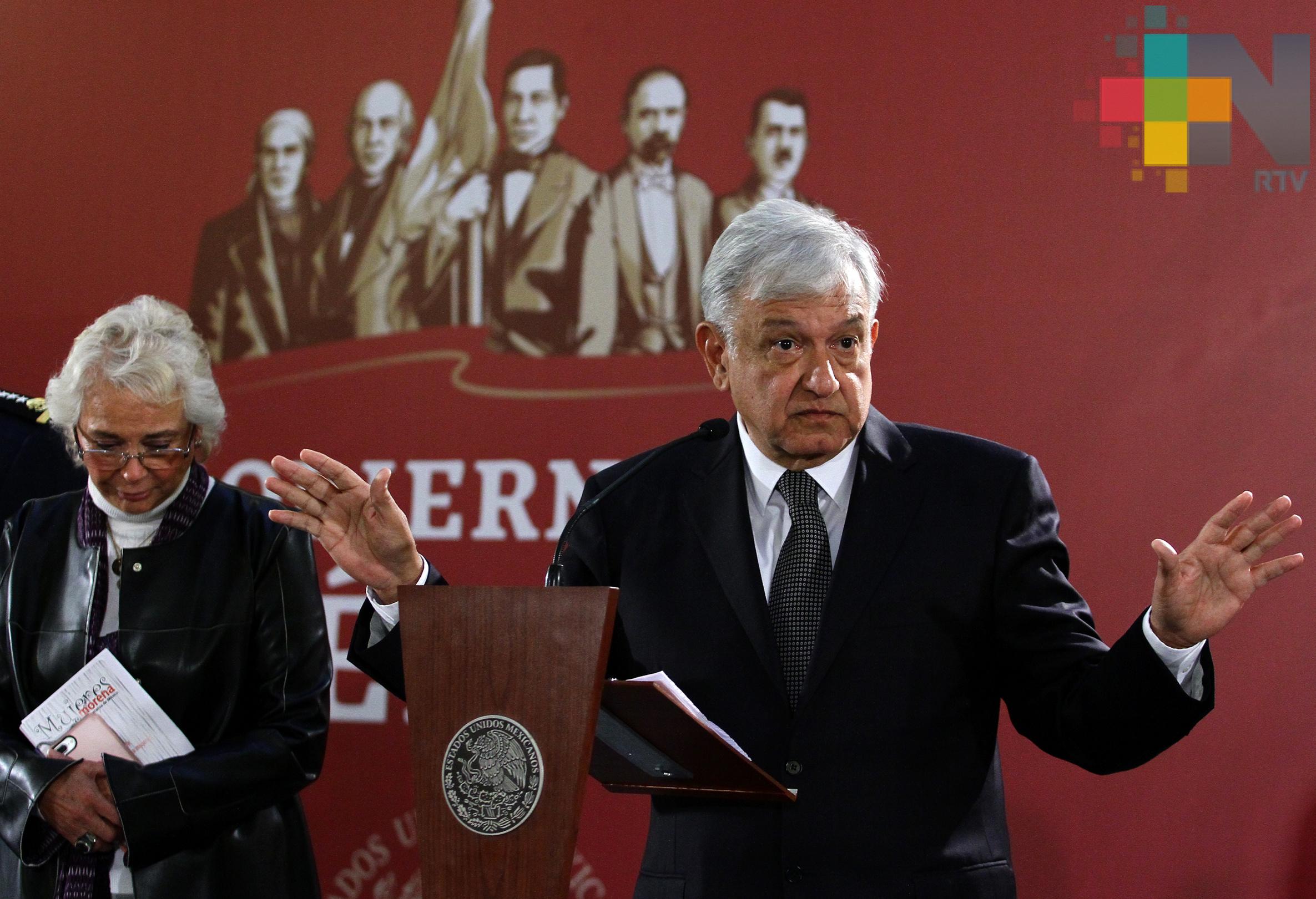 Gobierno no va a encubrir a nadie en caso Ayotzinapa, subraya López Obrador