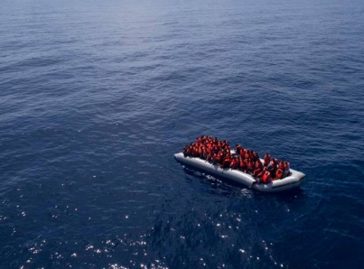Se ve obligado barco Aquarius a suspender rescates en el Mediterráneo