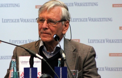 Muere de cáncer el galardonado escritor israelí Amos Oz 