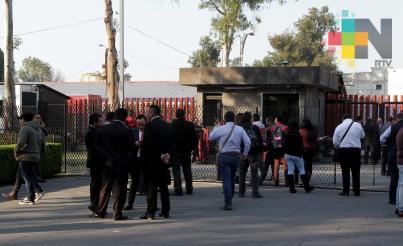 Continúa bloqueo de campesinos en la Cámara de Diputados