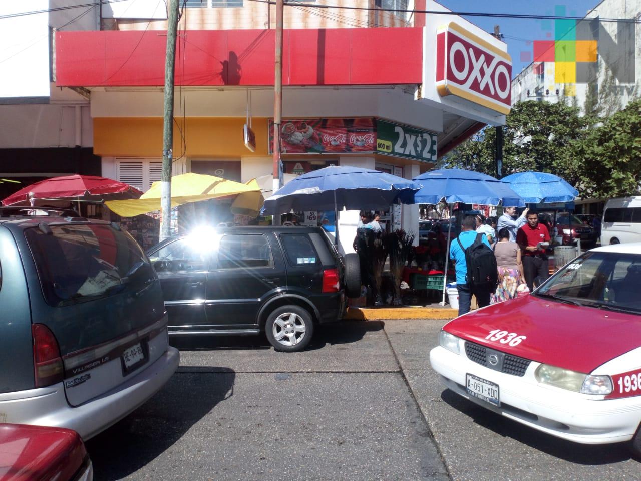 Retirarán a ambulantes en el centro de Coatzacoalcos