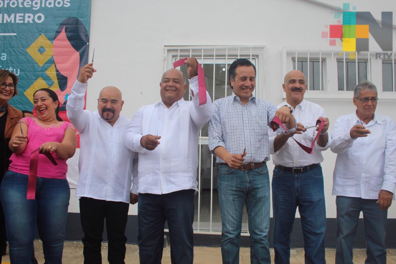 Gobernador Cuitláhuac García inaugura el Centro de Salud de Otatitlán