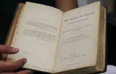 “El origen de las especies” rompe récord de ventas en subasta en México
