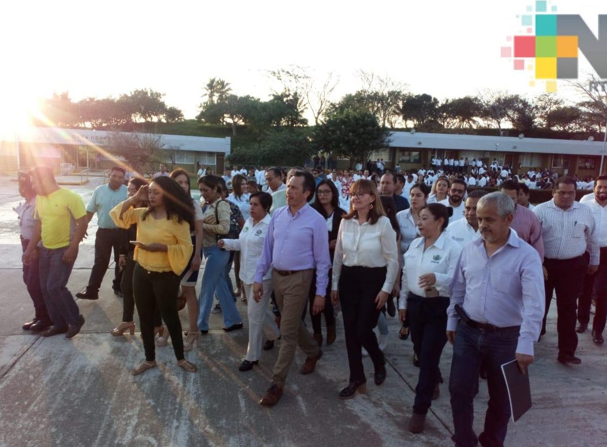 Llegan cerca de mil elementos de la Marina al sur de Veracruz, anuncia el gobernador Cuitláhuac García