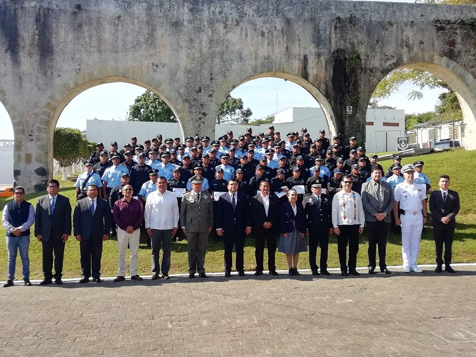 Egresan más de 80 elementos de la Academia Estatal de Policía