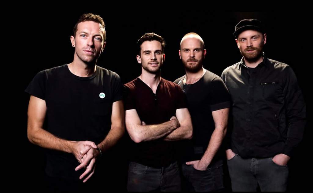 Banda Coldplay lanza álbum en vivo, película del concierto y documental