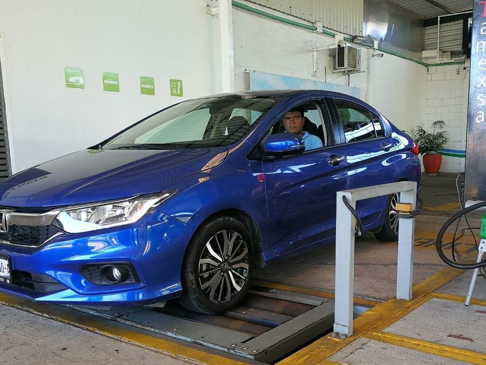 Solo cuatro de cada 10 automóviles pasaron la verificación vehicular este año en Coatzacoalcos