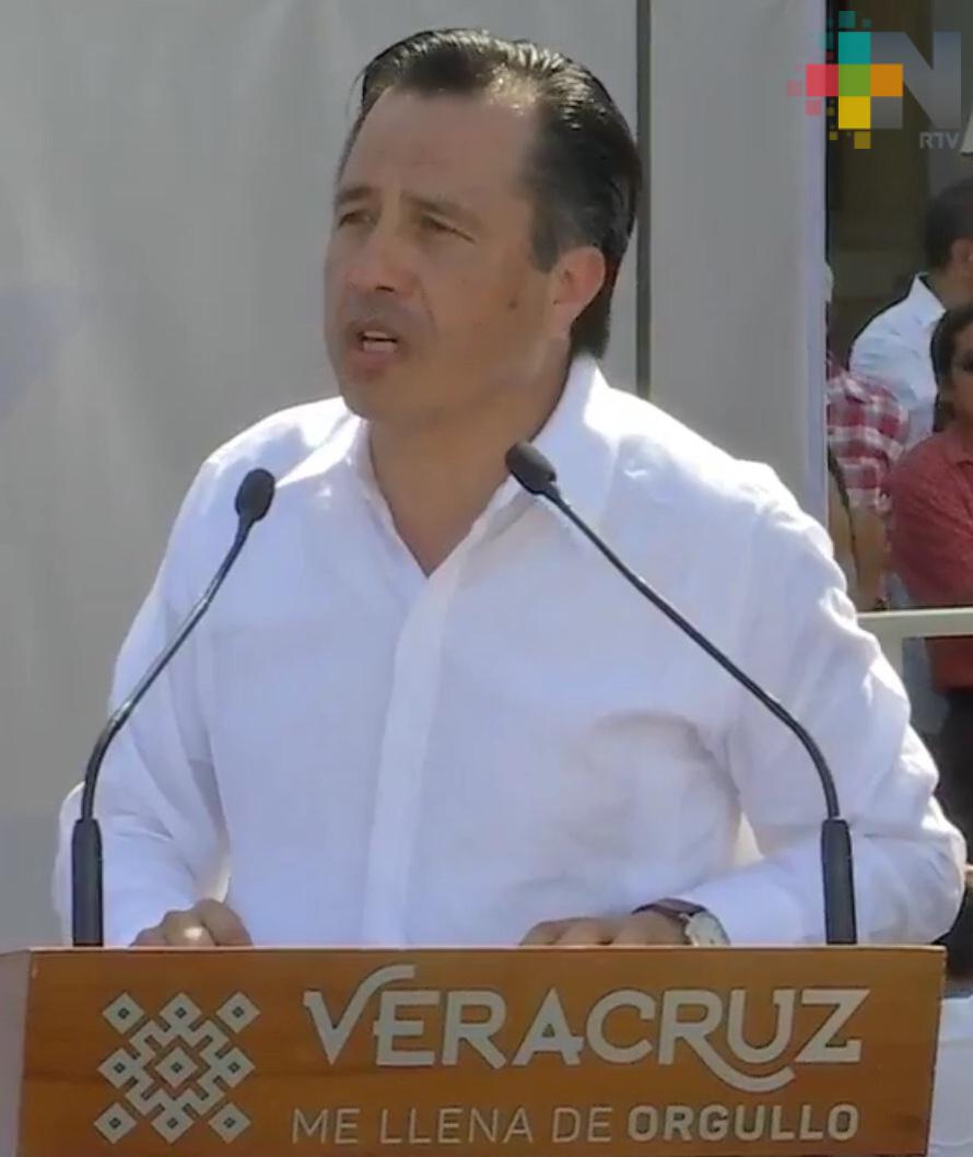 Exige el gobernador al fiscal Winckler acelerar investigaciones por femenicidios