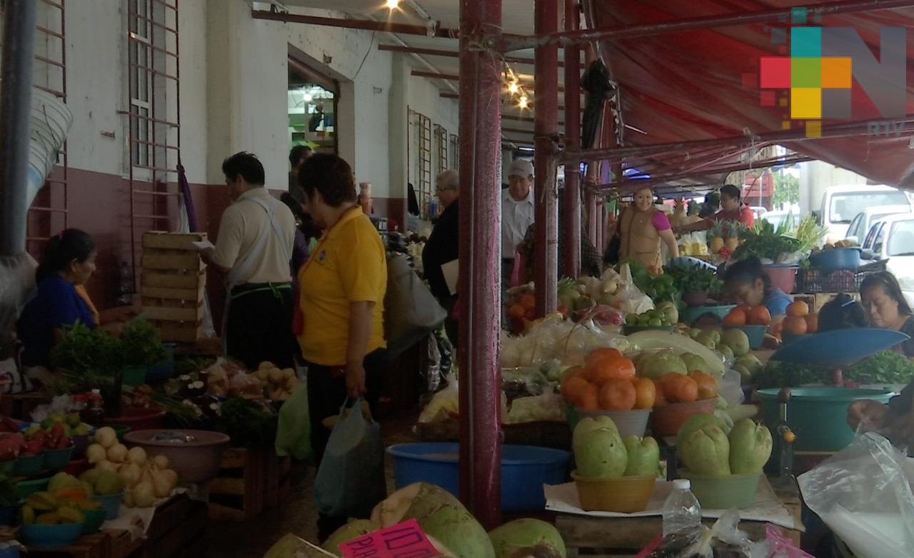 Aumenta retiro de vendedores ambulantes en Coatzacoalcos