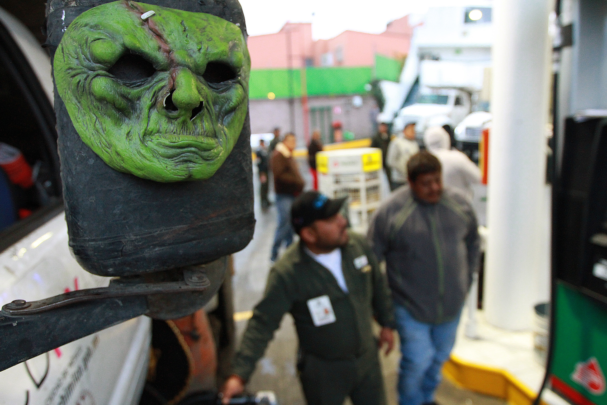 Recuperan hidrocarburo robado y detienen a cuatro personas 