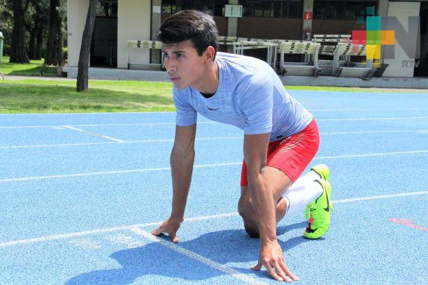 Luis Avilés estima superar marca personal en 400 metros