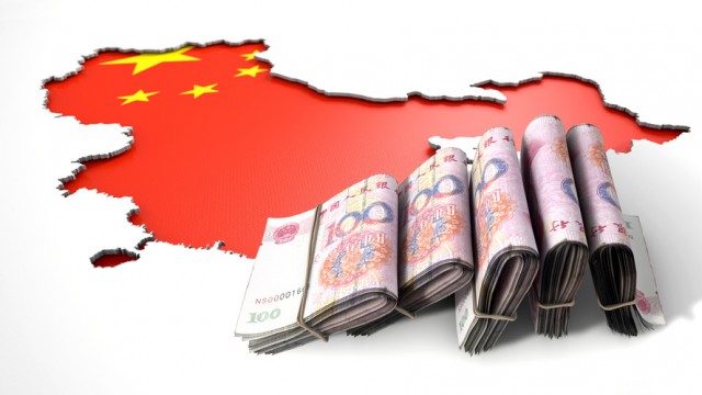 Economía china registra ralentización del crecimiento anual