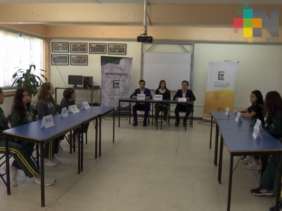 Estudiantes de Las Hayas de Xalapa organizan proyecto educativo similar a la ONU