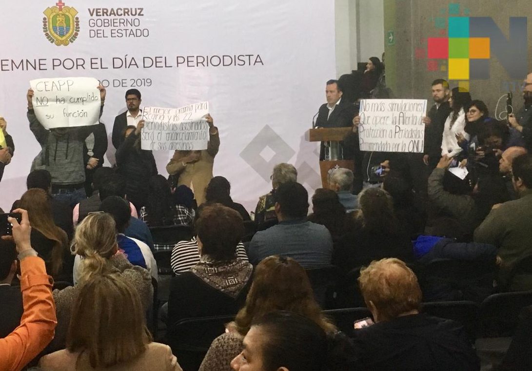 Periodistas demandan renuncia del Fiscal de Veracruz