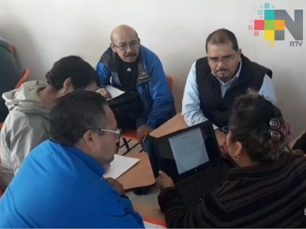 En Tuxpan docentes de Telebachillerato actualizan planes de trabajo para el próximo ciclo escolar