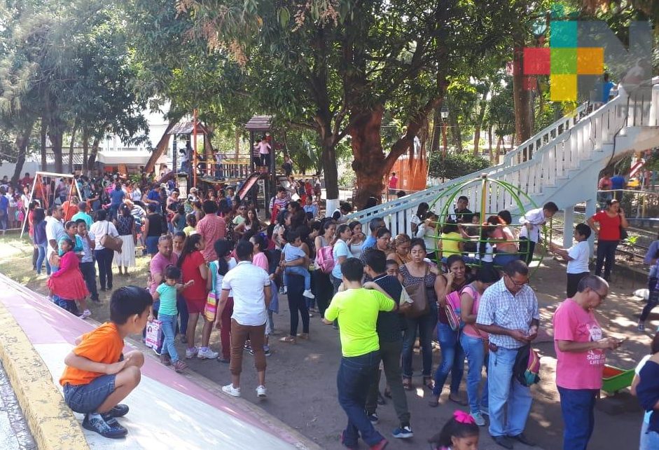 Más de tres mil niños disfrutaron del Día de Reyes en el parque recreativo CRI- CRI de la ciudad de Veracruz