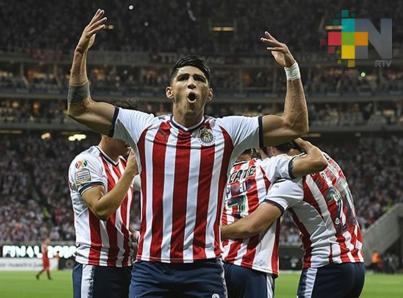 Con error arbitral Chivas asume el liderato del Clausura 2019