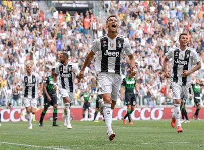 Cristiano Ronaldo mantiene invicto de Juventus al vencer a Lazio
