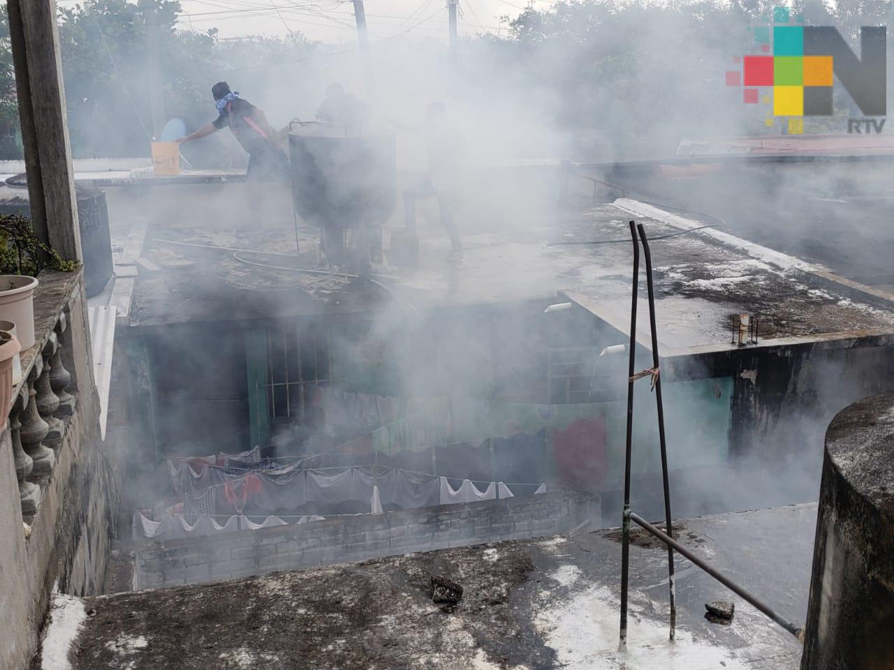 Corto circuito en vivienda provoca dos incendios en Cosamaloapan